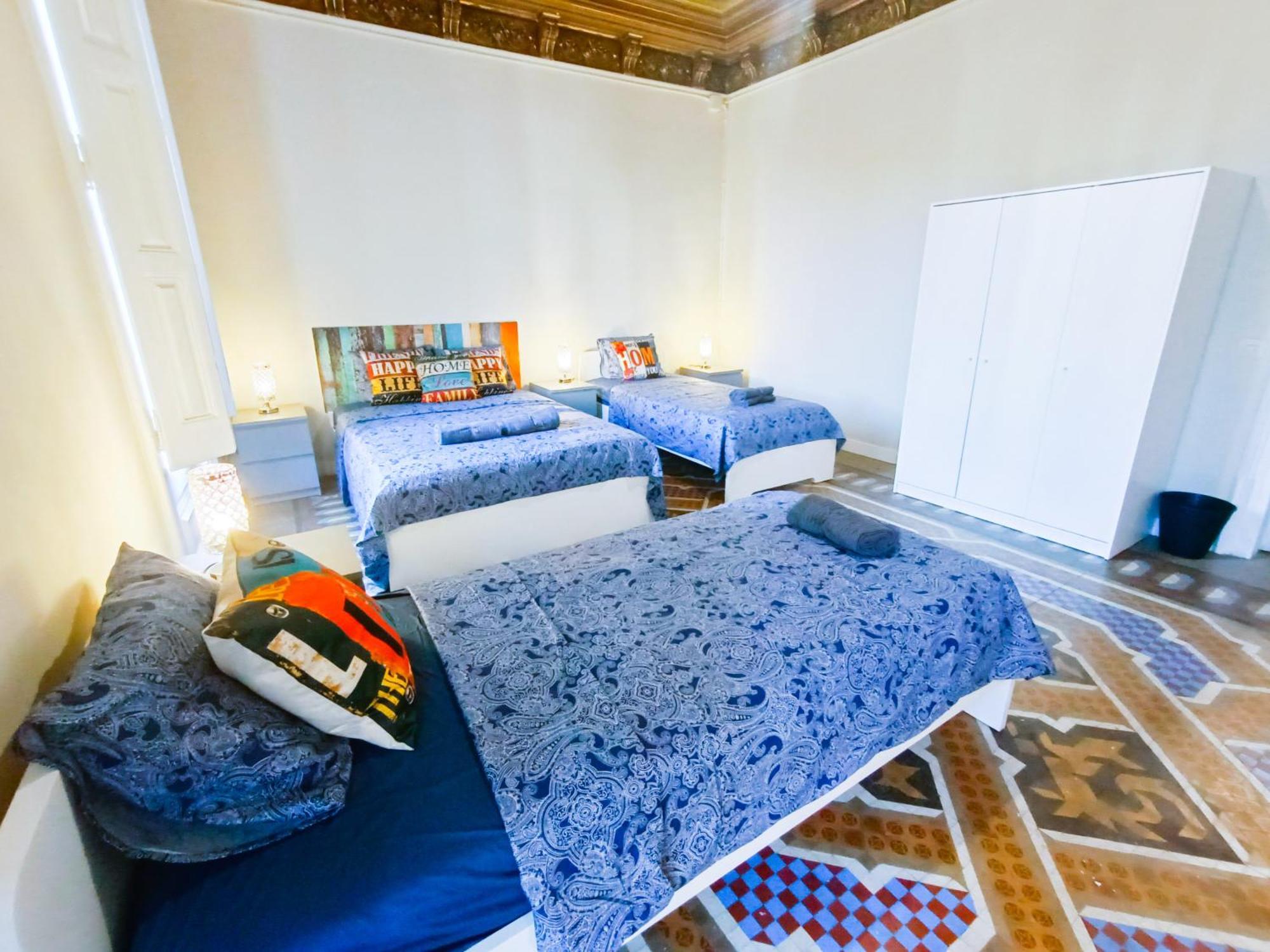 Private Rooms By Plaza Catalunya Barcelona Bagian luar foto